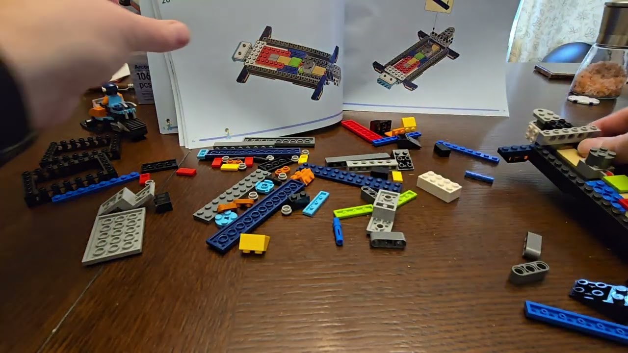 Bag #3 on the LEGO City Arctic Explorer Science Lab Truck. 