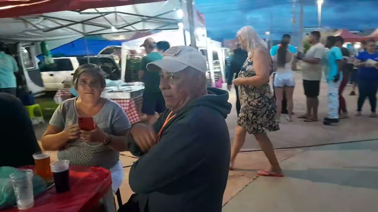 De novo fui a feira 