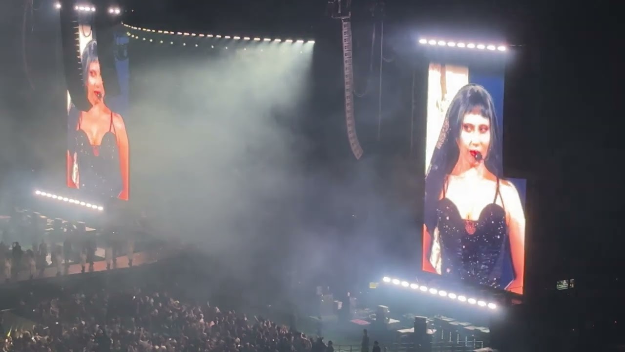 LADY GAGA CONCERT AT TOKYO DOME DAY 1  #mayhemball 
