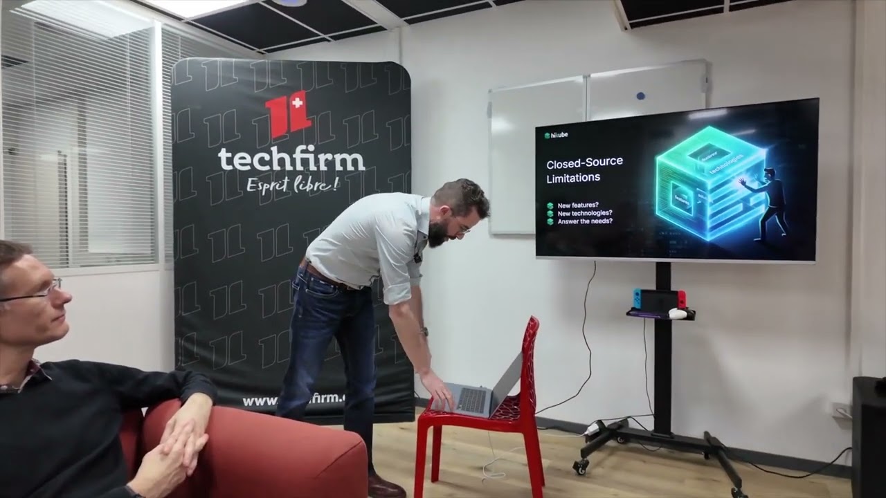 Pourquoi payer pour de l'open source. Matthieu Robin HIDORA 20251218 au meetup DevOps chez Techfirm