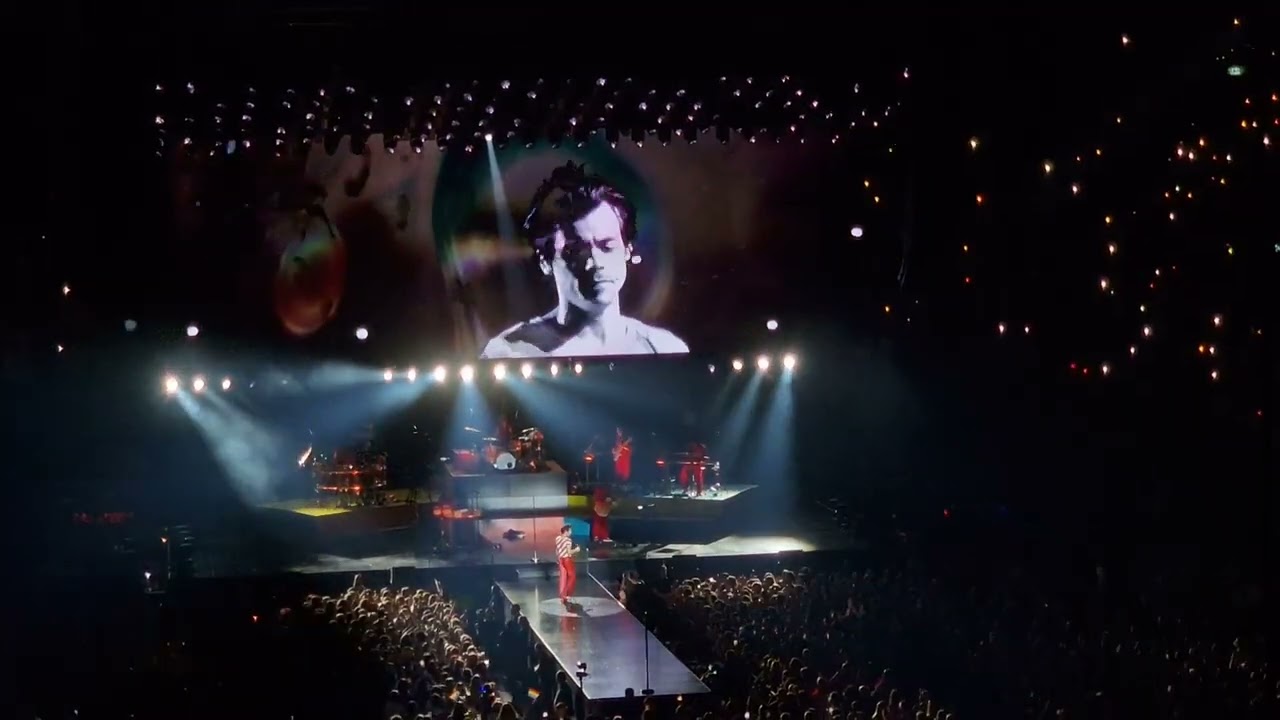 Harry Styles - Sign Of   the Times (Live in Munich, July 2022)
