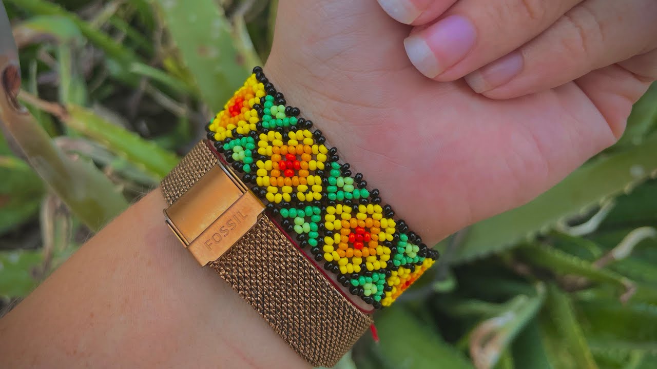 Pulsera en mostacilla pas&oacute; a paso sin telar