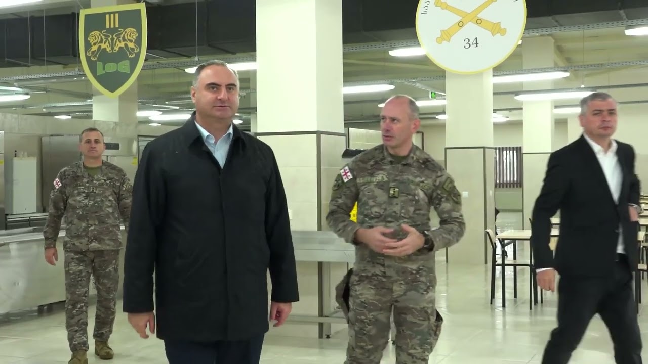 ხელმძღვანელობა მე-3 ქვეით ბრიგადაში დასრულებულ და მიმდინარე ინფრასტრუქტურულ პროექტებს გაეცნო