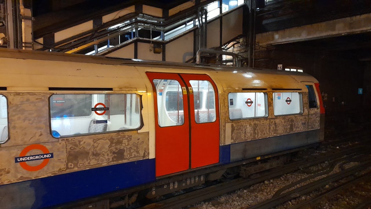 London Underground Bakerloo Line Trains At Queens Park Station 11/11/2023