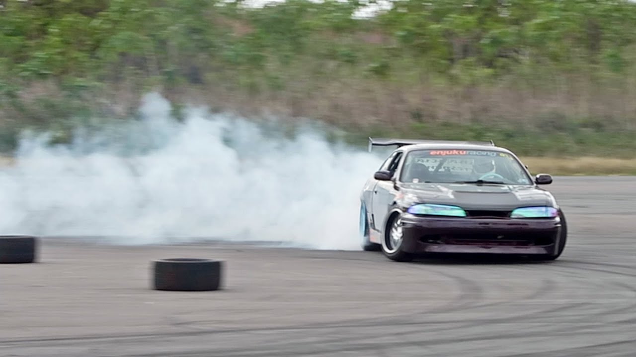Drift Event #4: Sliding my 335i and an LS1 Racecar
