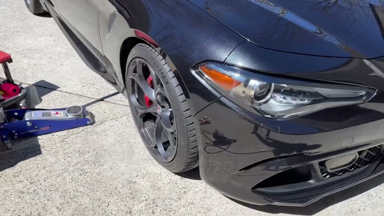 Alfa Romeo Giulia Quadrifoglio post lowering - adding front wheels spacers