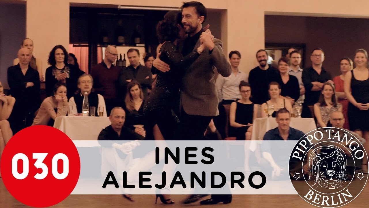 Ines Muzzopappa and Alejandro Hermida &ndash; Vestido punz&oacute;