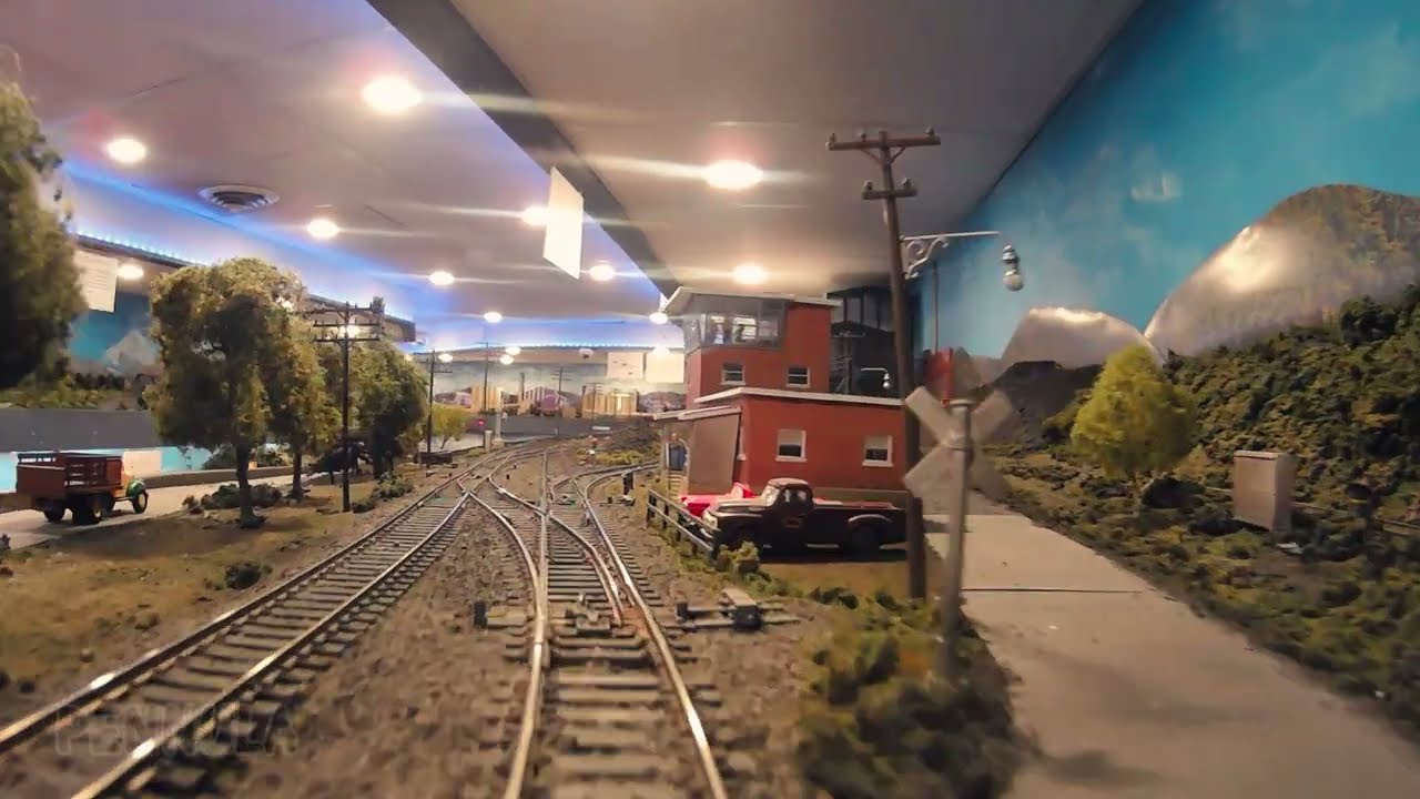Modelleisenbahn Amerika: Die gro&szlig;e US Modellbahn H0 - F&uuml;hrerstandsmitfahrt und Fahrbetrieb