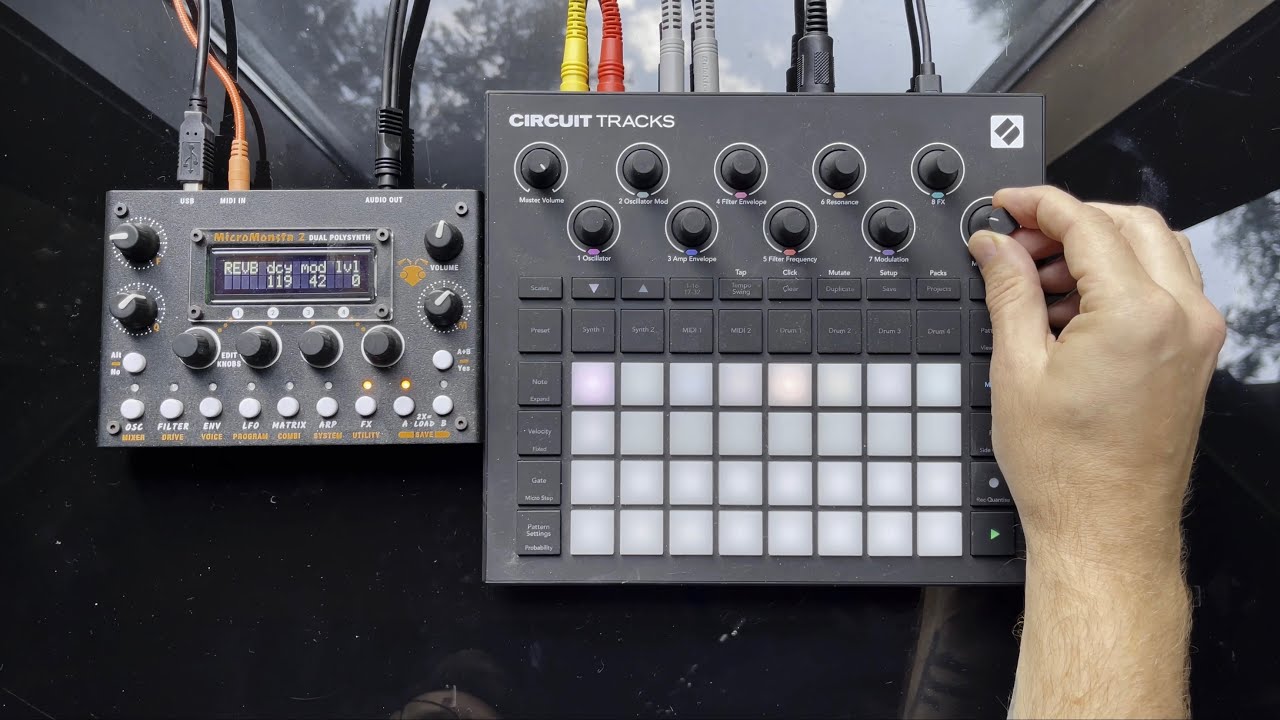 Compact jam on Circuit Tracks & MicroMonsta 2