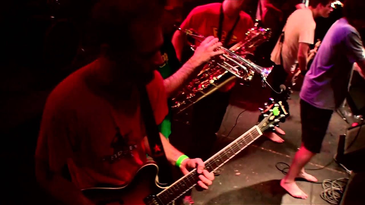 SKARBONE 14 - Anonymousse - Live @ magasin 4