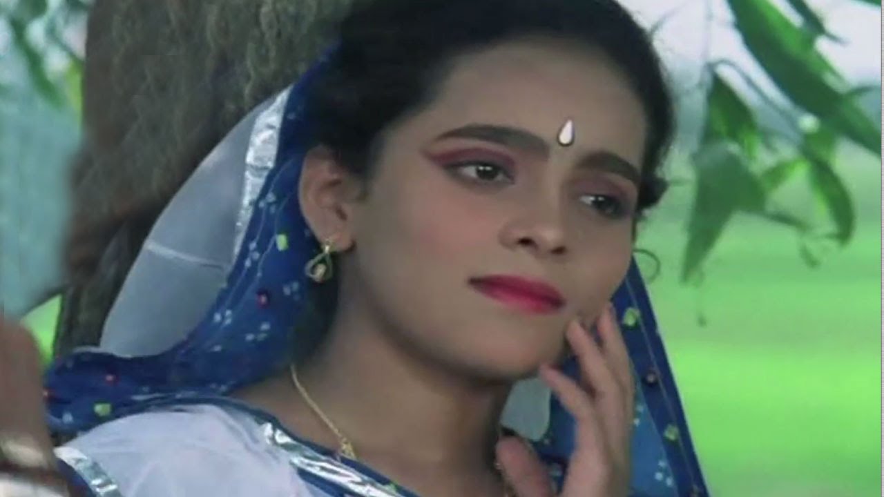 Hal Ne Bheru Aapne Aaje, Moti Verana Chawk Ma - Romantic Song