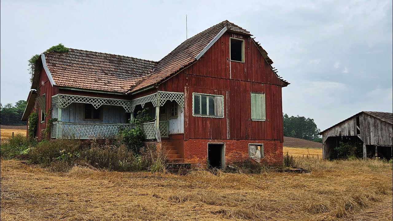 LINDA CASA ABANDONADA, MAS VEJA SÓ OS RASTROS NO PORÃO!