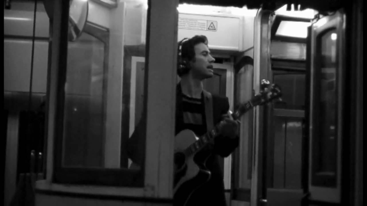 David Fonseca - Walk Away When You´re Winning - Streets of Lisbon