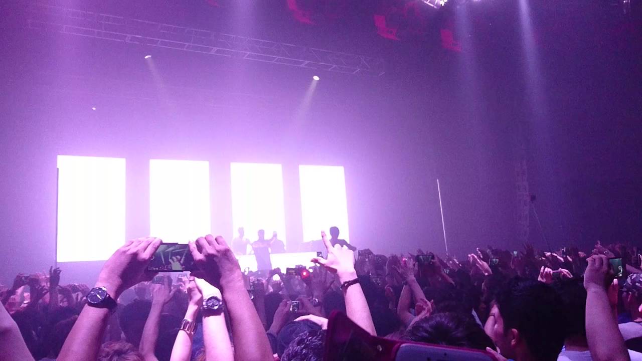 Showtek  ageha 2016. 7/2 sat. Satisfied