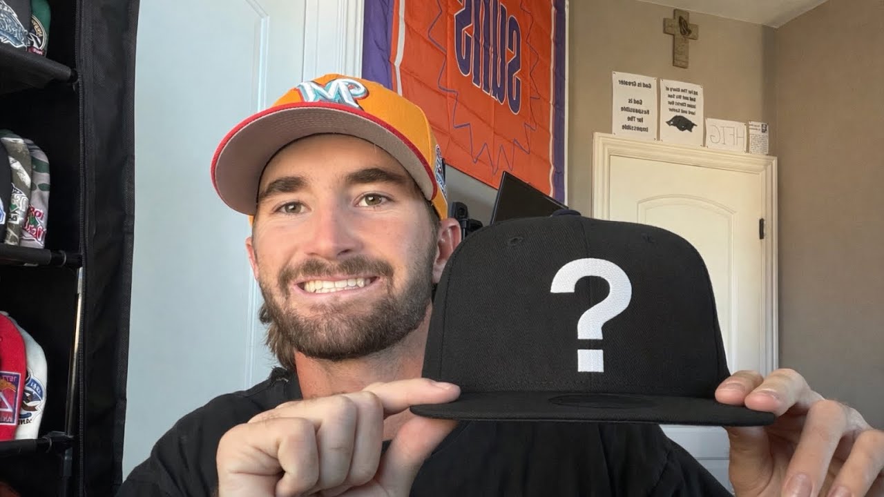 THIS HAT IS BEAUTIFUL!! | New Fitted Hat Unboxing From Hat Dreams
