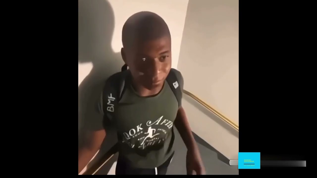 Mbapp&eacute; getting slap on head (meme)