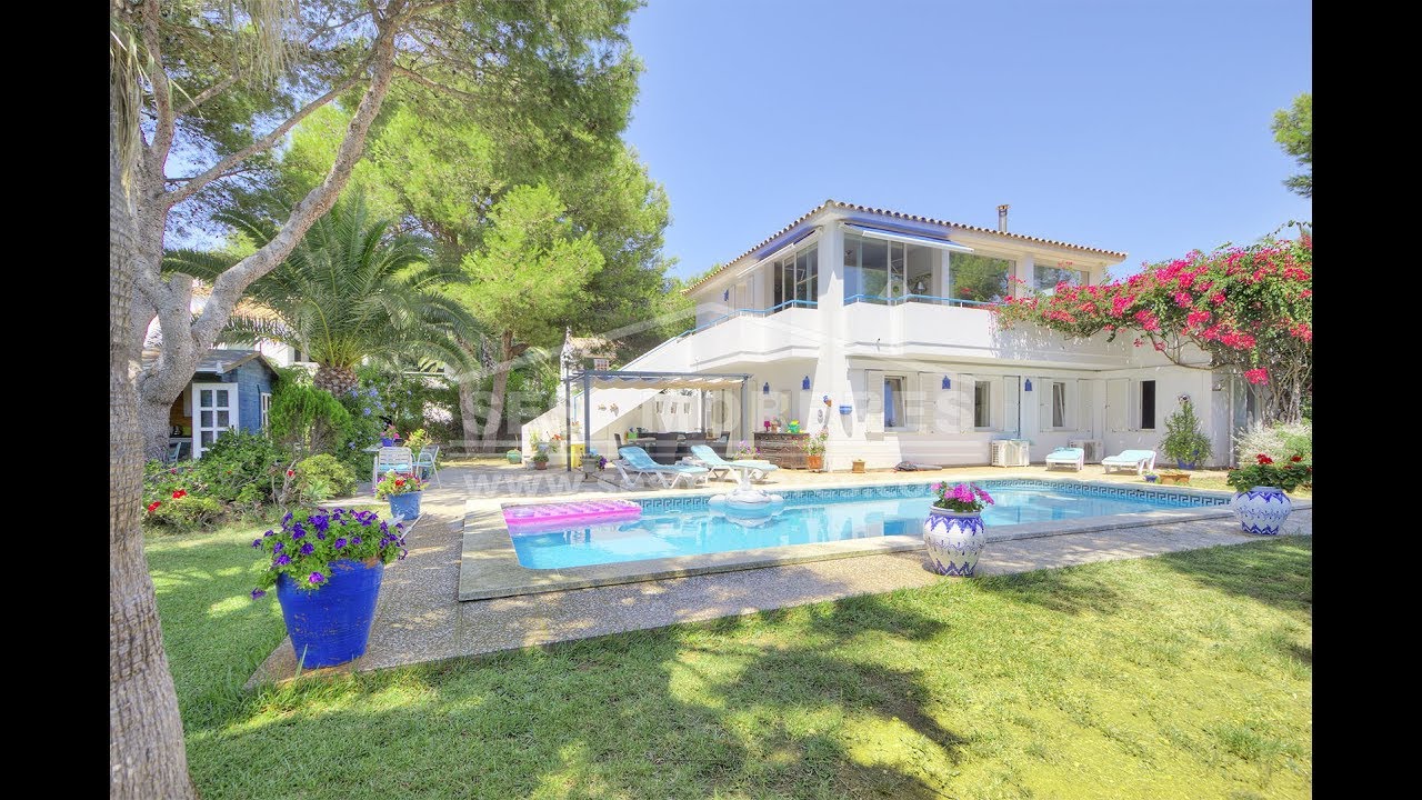 Chalet situado a pocos pasos de la playa de Son Xoriguer