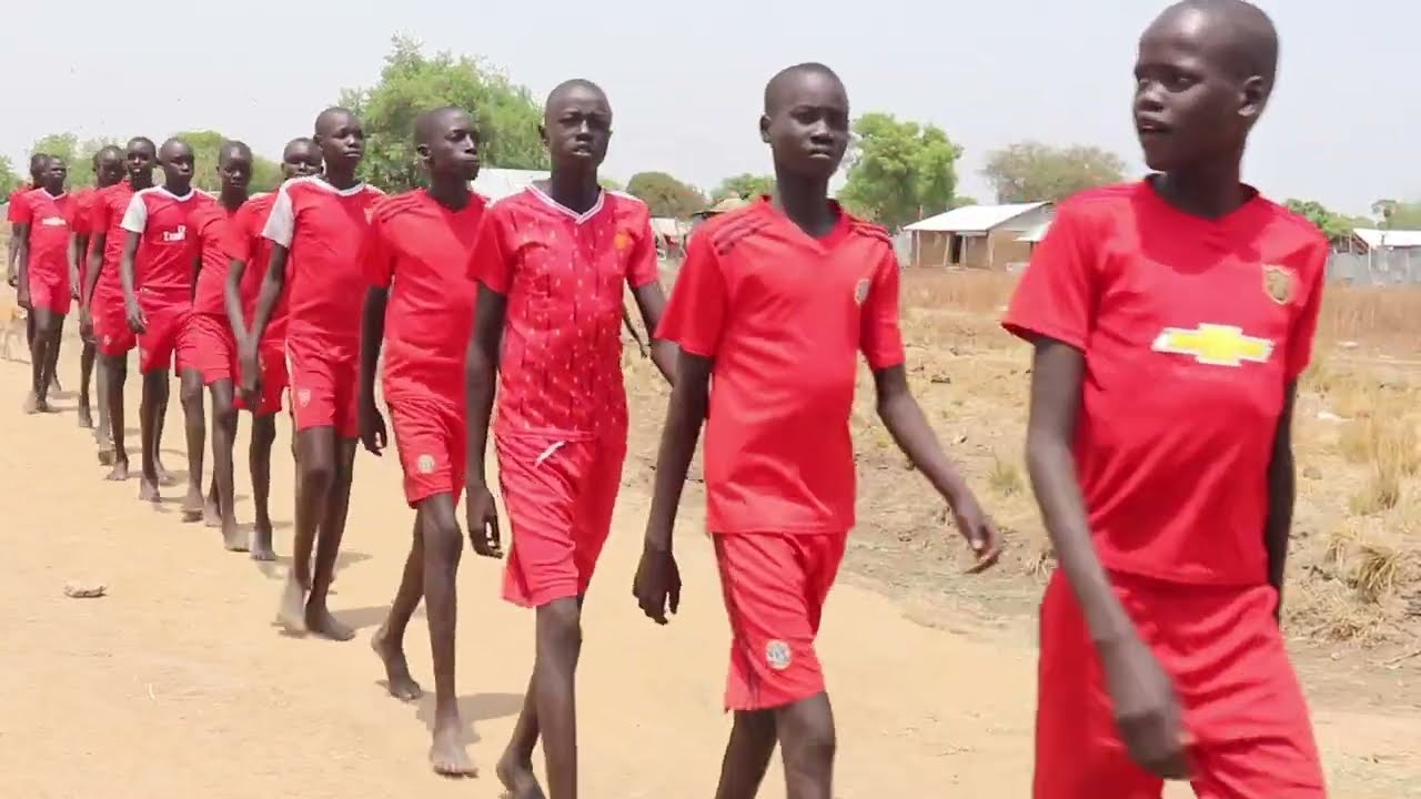 The Initiation of Abuodit young people the 'Riny Mariar Makuol Awuou'