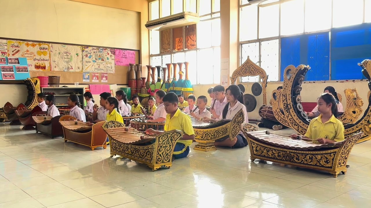 คลื่นกระทบฝั่ง - ดนตรีไทยอนุราชประสิทธิ์