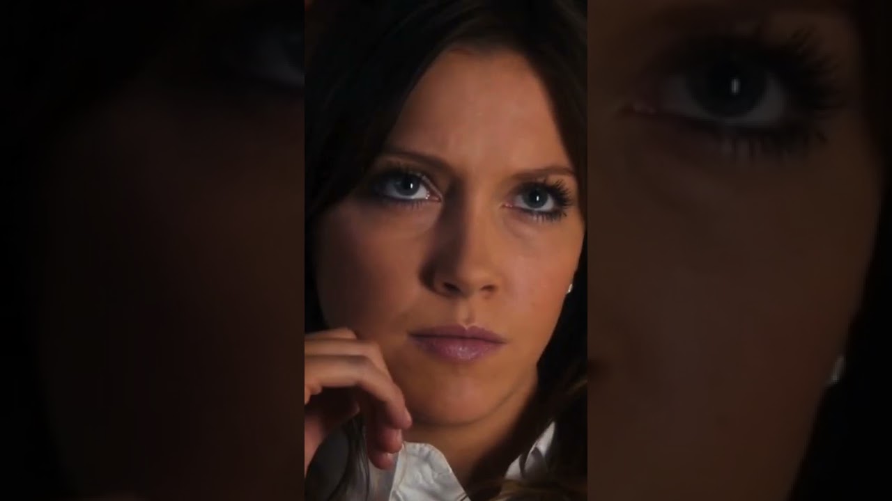Лорел узнаёт о спасени Оливера Квина #arrowverse #cw #dc #arrow #greenarrow  #shorts