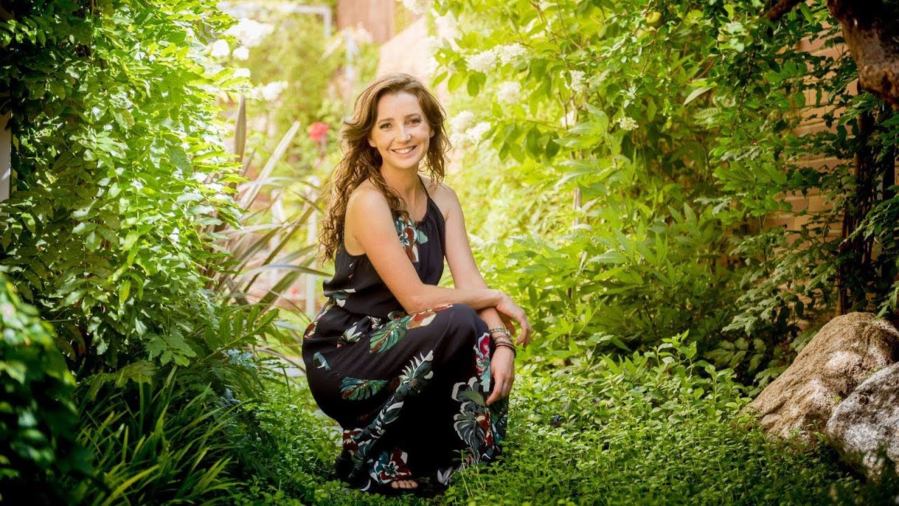 🌷 Entrevista en el jardín de Monique Briones