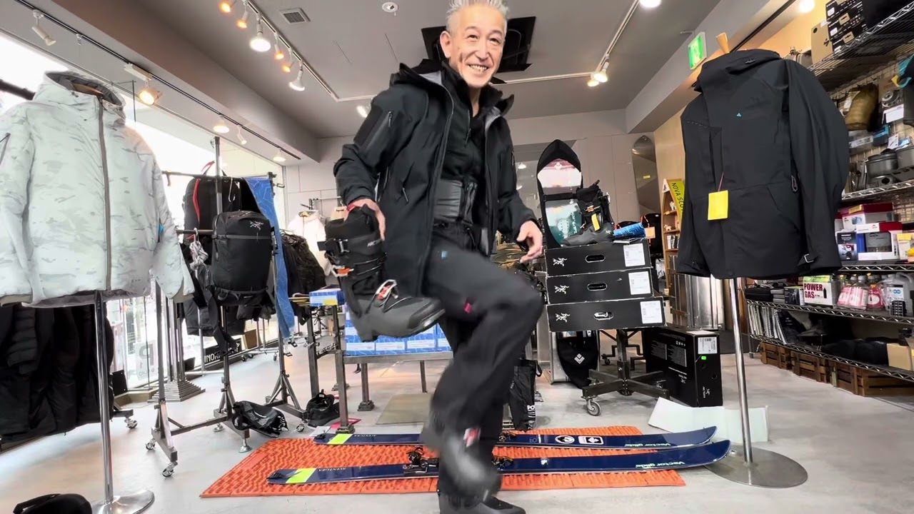 【CONTOUR】バックカントリースキー向けのスキンをご紹介します。