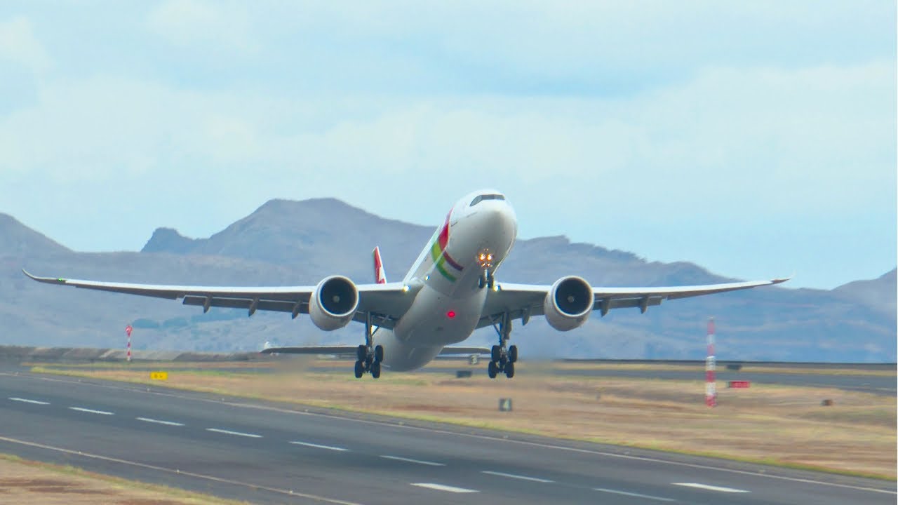 16 BEAUTIFUL TAKEOFFS on Runway 23 at Madeira Airport