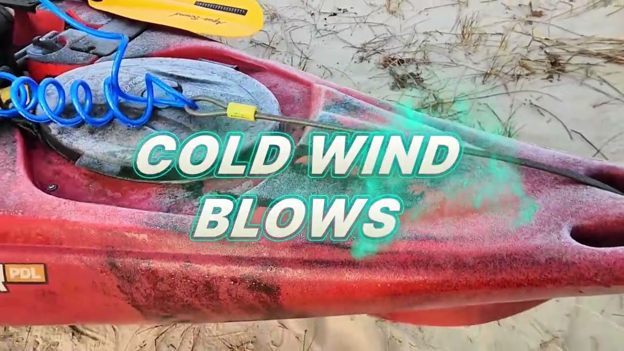 Cold Wind Blows | 4k Kayaking Video