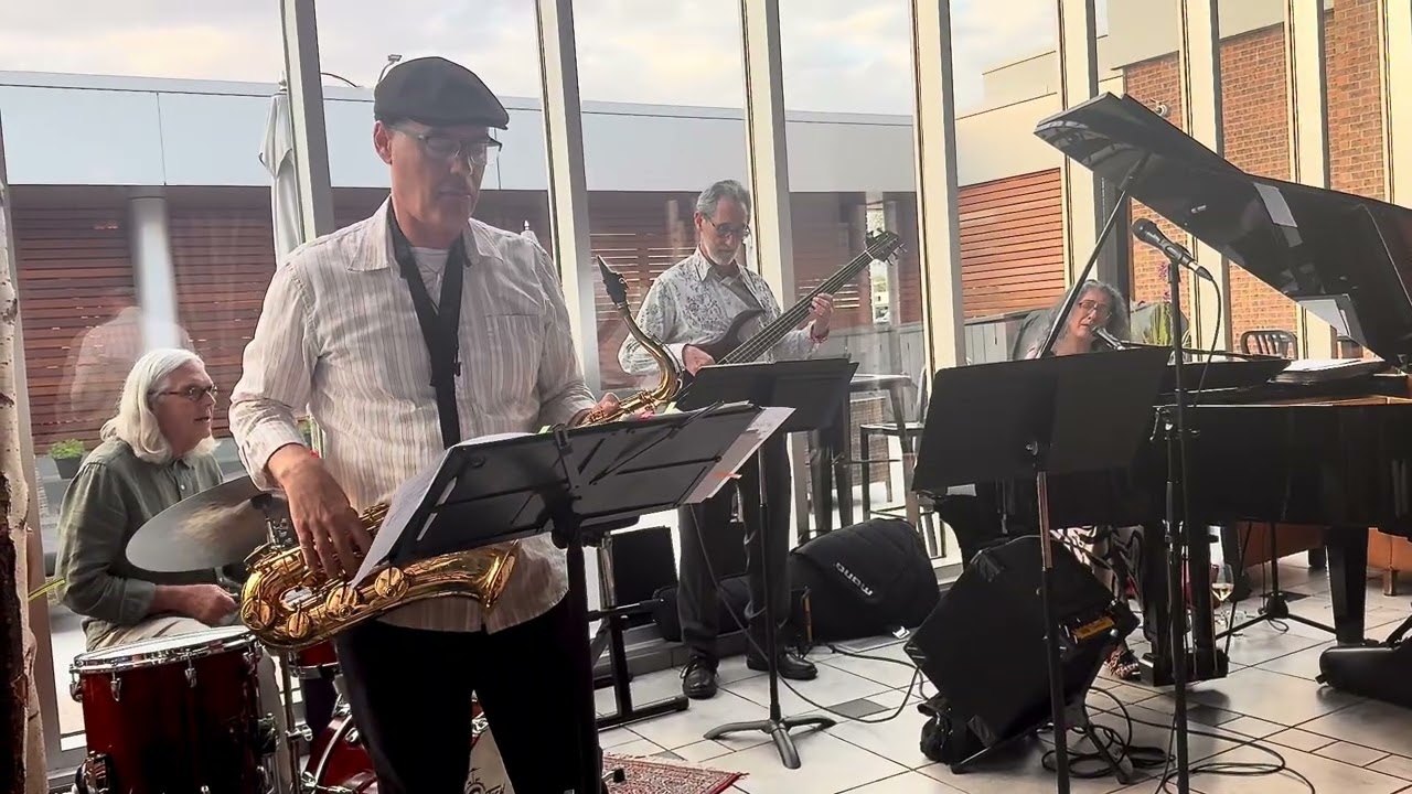 Kim Szabo Quartet  -  I Can't Make You Love Me