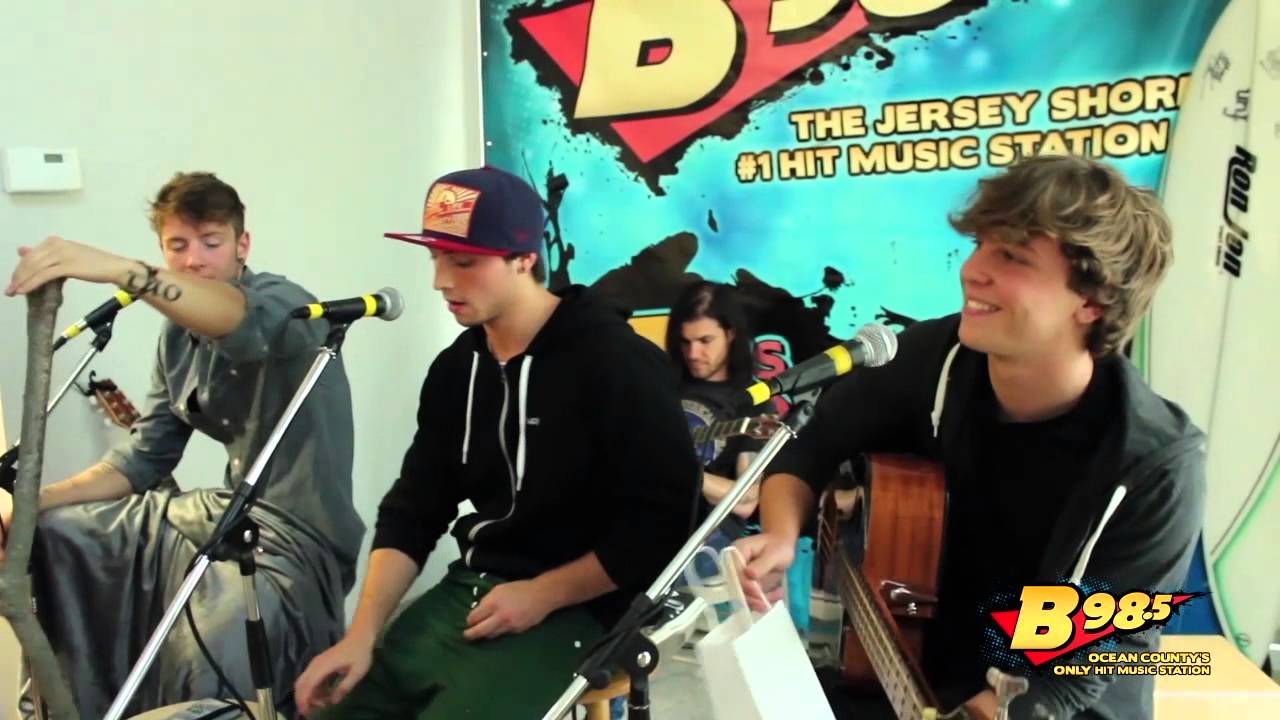 B98.5 FM Presents Emblem3: 