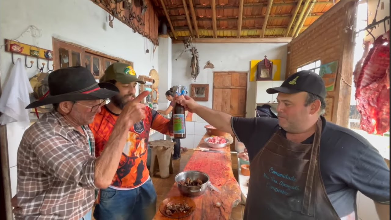 CASA DO BARRINHA - FESTA DA PORCA À CAVALO NA ÉGUA