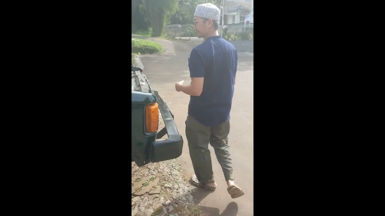 Raldi's 1984 LWB Trooper (Part 2) - Indonesian Subtitled