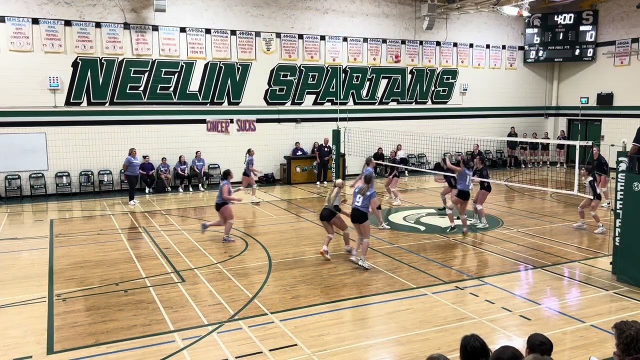 Neelin v Massey Oct 17. Tyra #11 setter