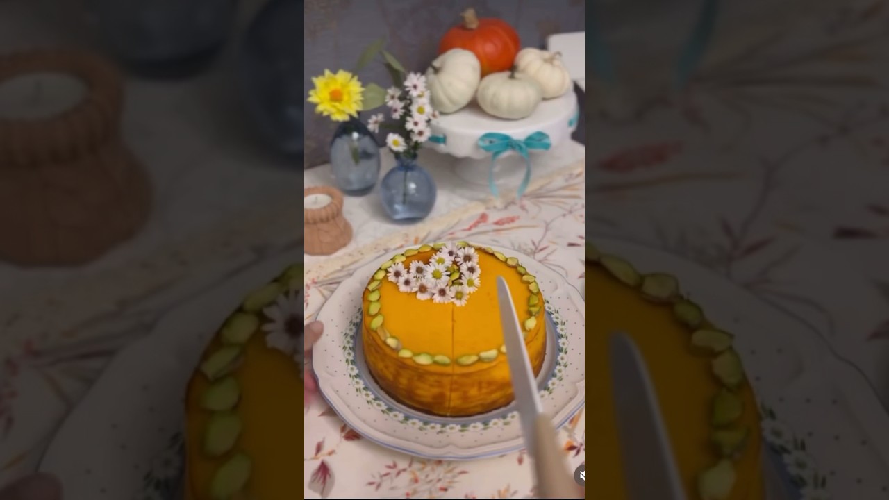 Гарбузовий чізкейк на бісквіті -це дуже смачно. Рецепт в закріпленому коментарі #простоісмачно #food