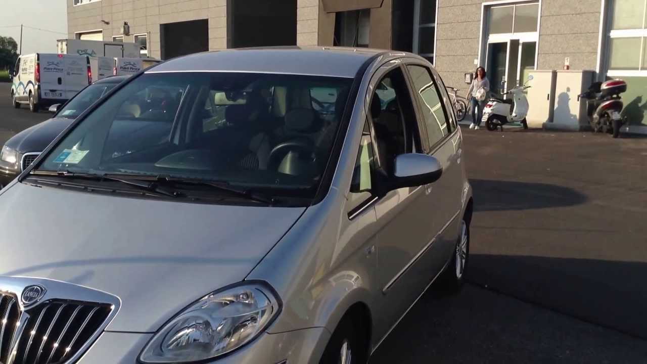 2010 Lancia Musa 1.4 review - Revisione Lancia Musa 1.4