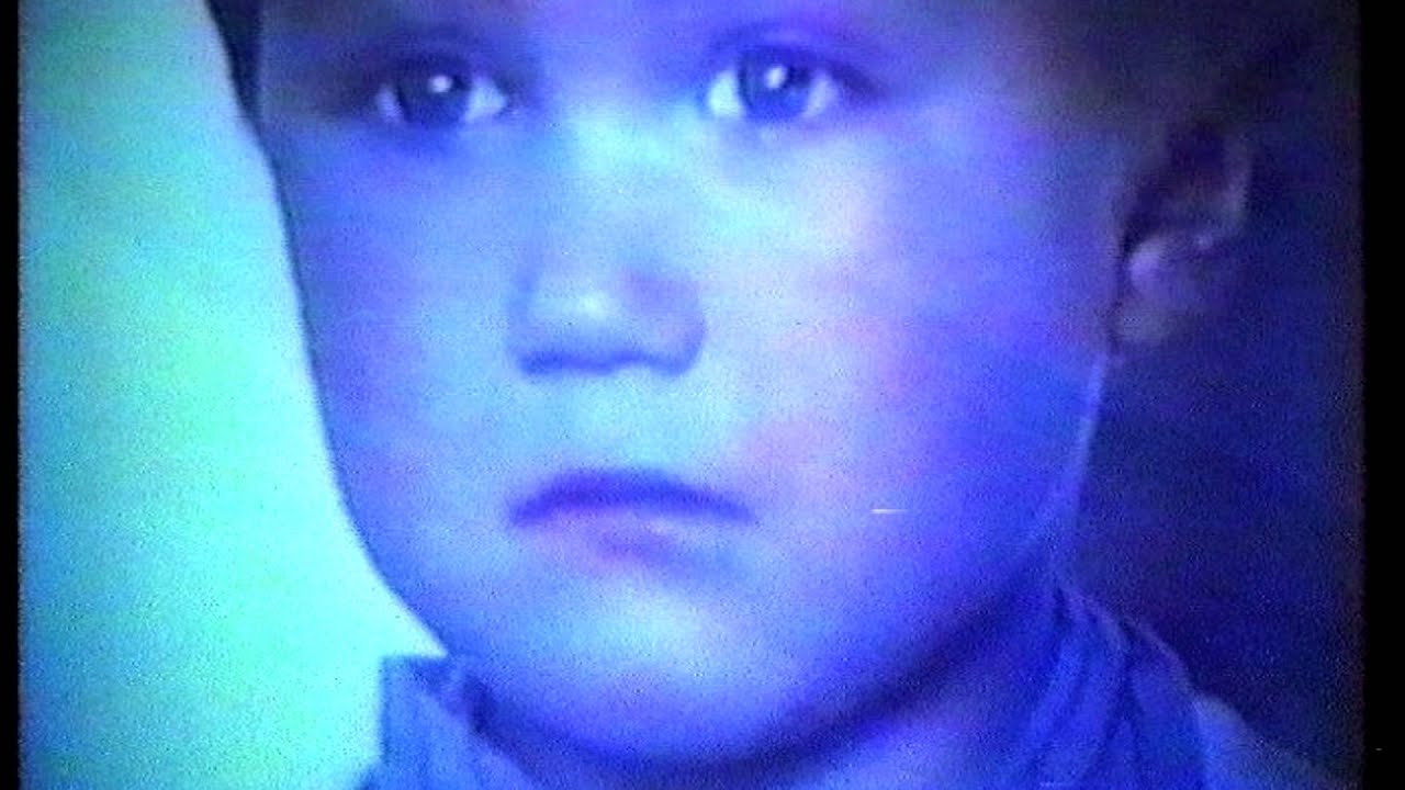 Liskomies - Krokotiilin Kyyneleet feat.  Jonestown