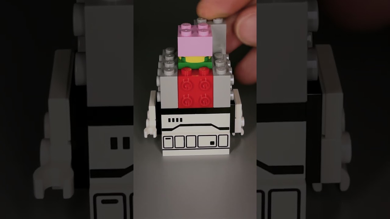 Finn the Stormtrooper: A LEGO&reg; BrickHeadz Transformation! (41485)