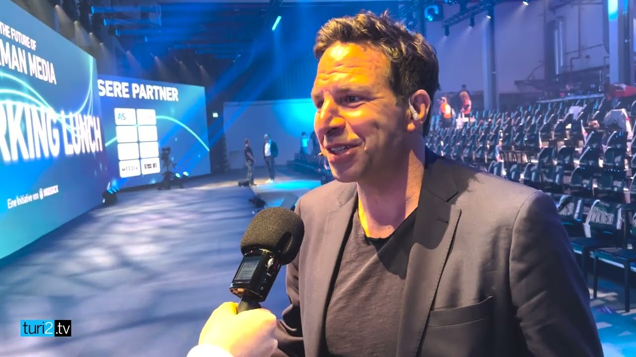 RND-Chef Sven Oliver Clausen über die Zukunft der Tageszeitung und Gegenwind aus der Politik.