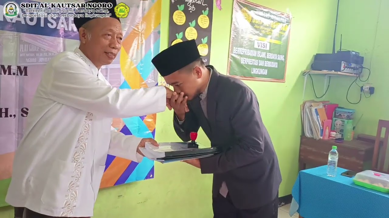 SERAH TERIMA JABATAN KEPALA SEKOLAH Di @sdit_alkautsar_ngoro