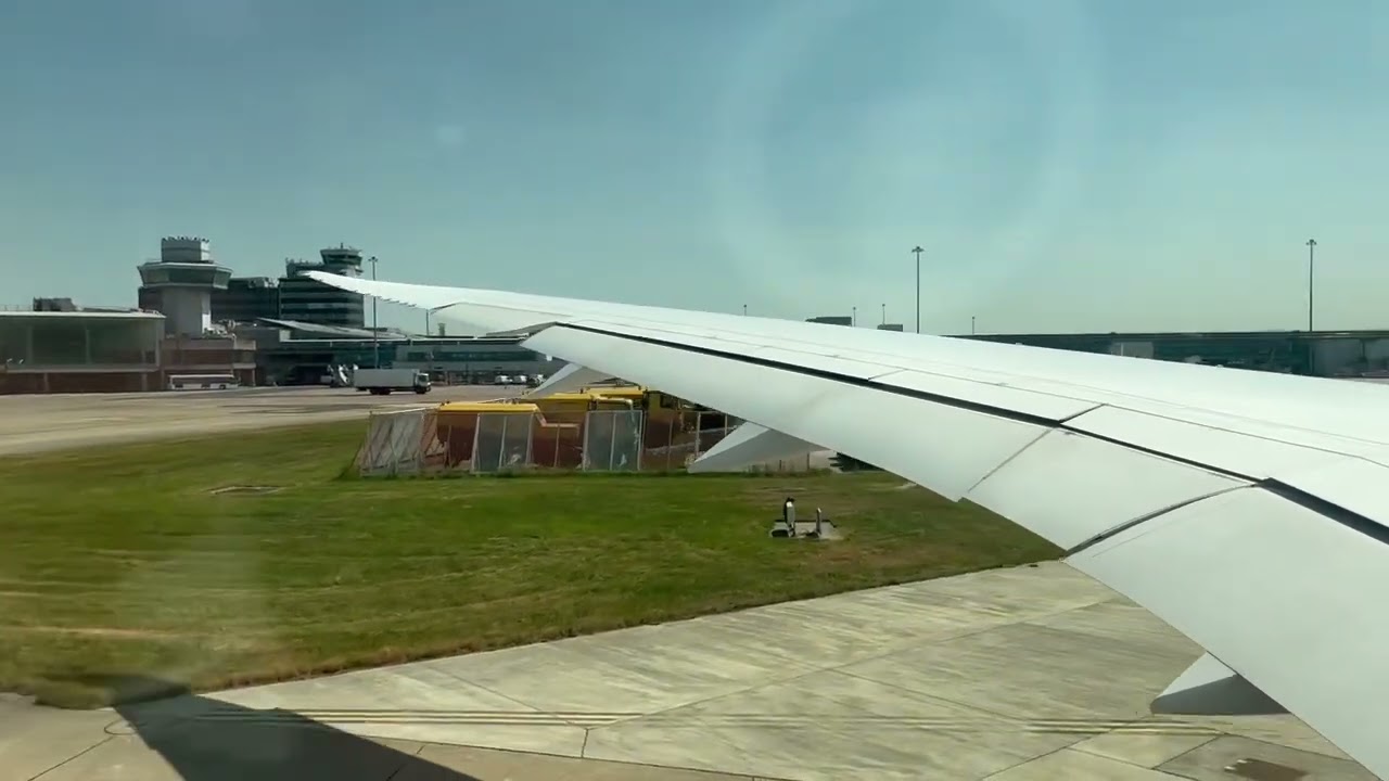 Tui Dreamliner 787-900 takeoff TOM138 05L. 14/06/23 11:18 Manchester-Montego Bay