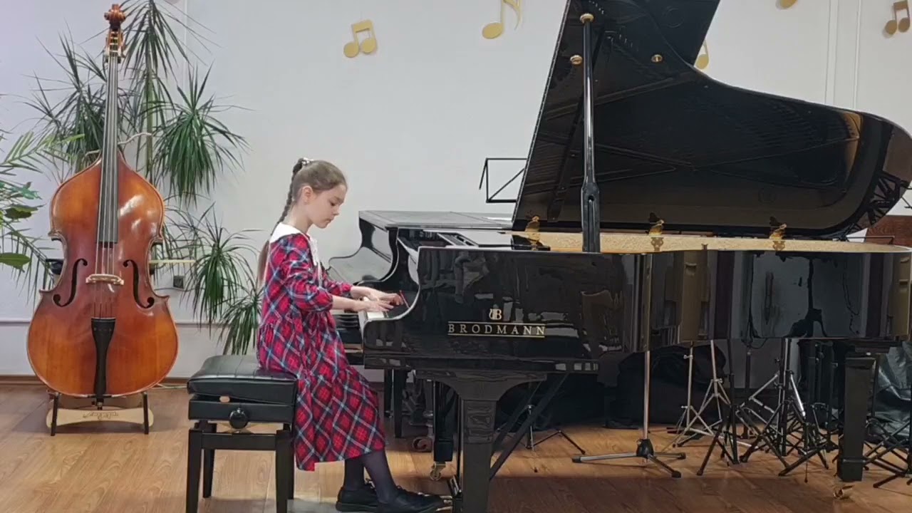 Кучмай Серафима, 9 лет                 М.Глинка Вальс Ми бемоль-мажор