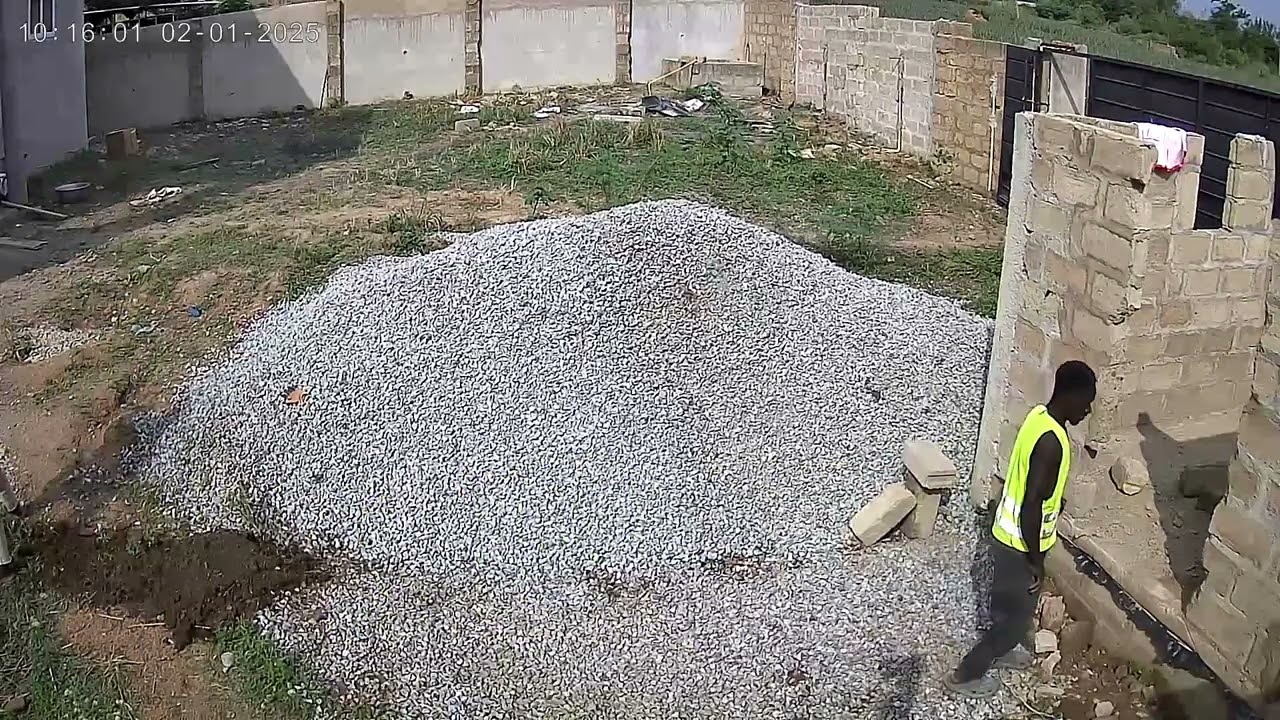 BuildingInGhana: Compound filling & Driveway #buildinginghana #youtube #drivewaydesign 
