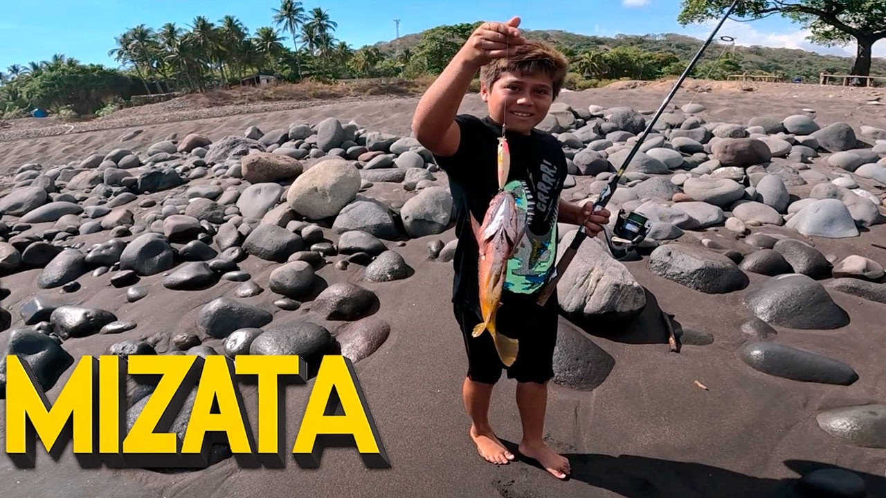 Como Llegar a Playa MIZATA Este Amigo me sorprende con su Captura #elsalvador #pesca