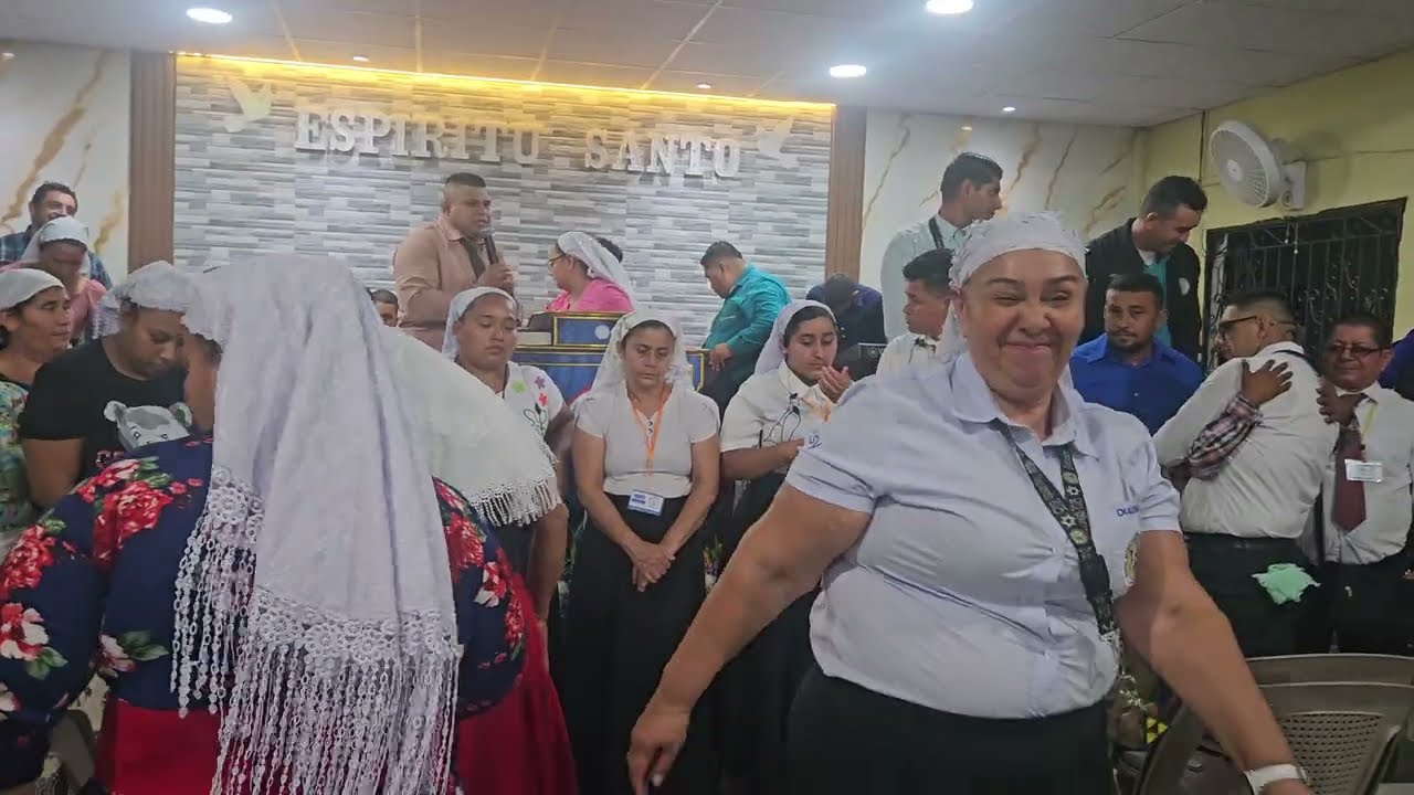 Oración por la iglesia hna pastora sentral Joselin de Guevara 11 aniversario 