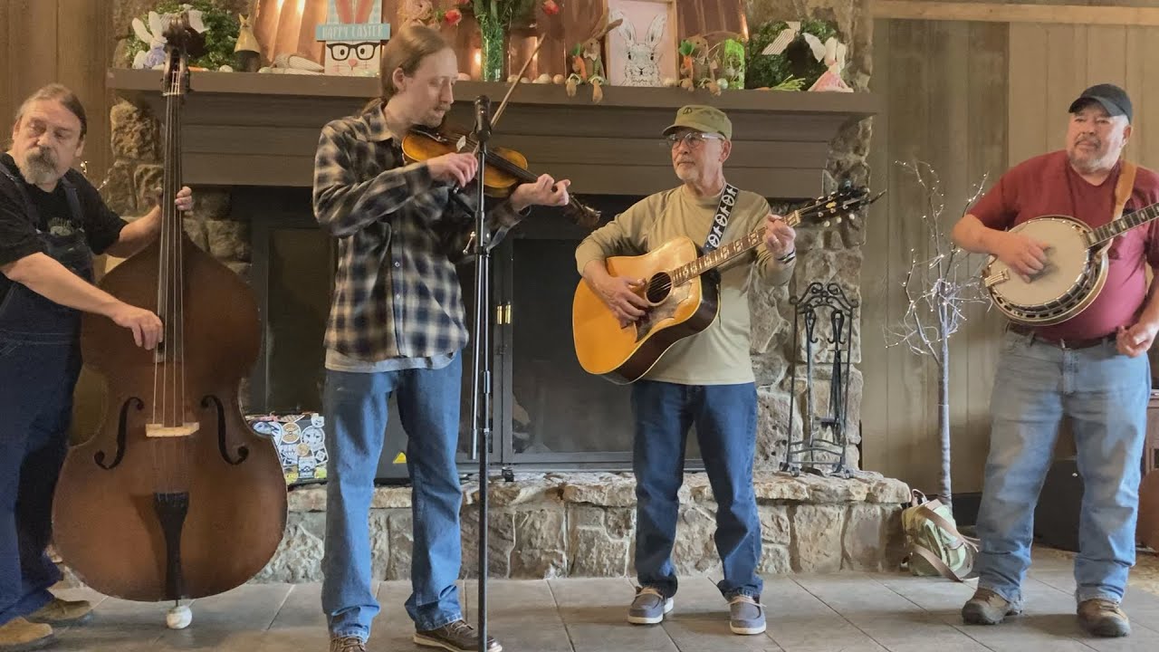 Kentucky Memories - Live at Greenbo State Park Lodge (2023)