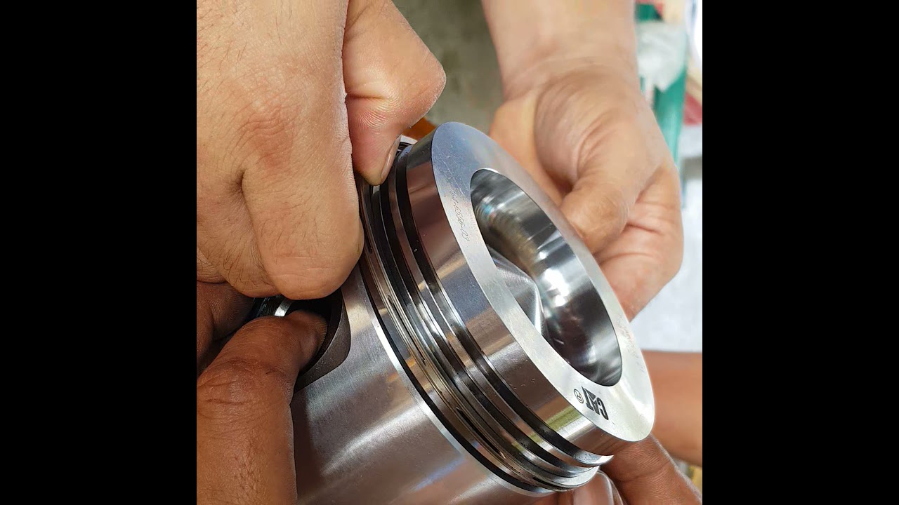 cat 3126 piston and conrad assembly.  Propmech Personnel