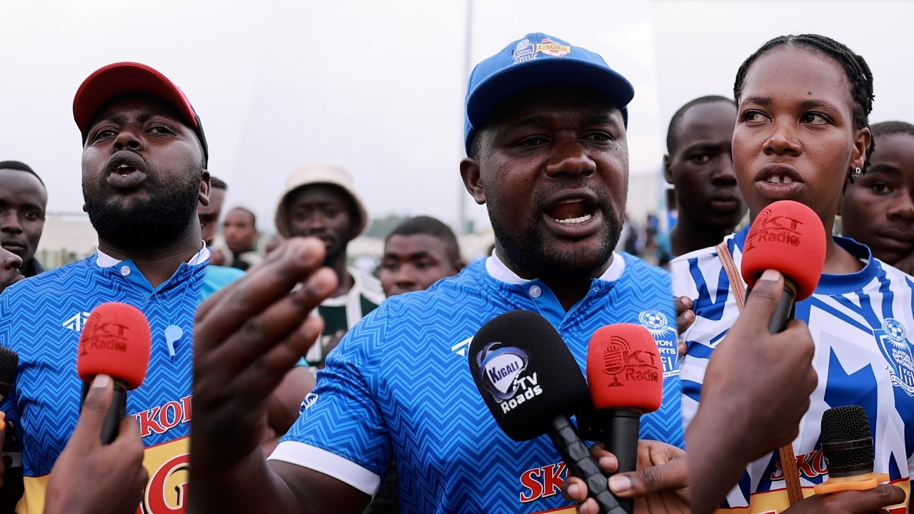 Abafana ba Rayon Sport batabaje Murenzi bamusaba kwirukana umutoza bataka Bekene anenga Asman