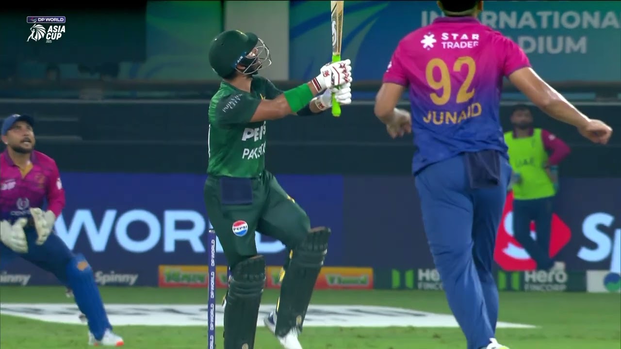 Junaid gets the scalp of Farhan! | Pakistan vs UAE | DP World Asia Cup 2025