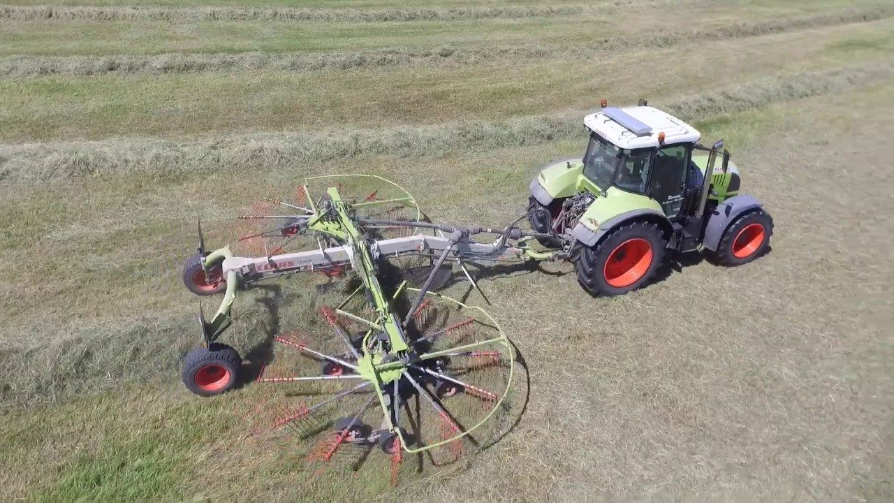 Fendt 724 Vario & Claas Arion 640 Baling Hay in the middle of Norway