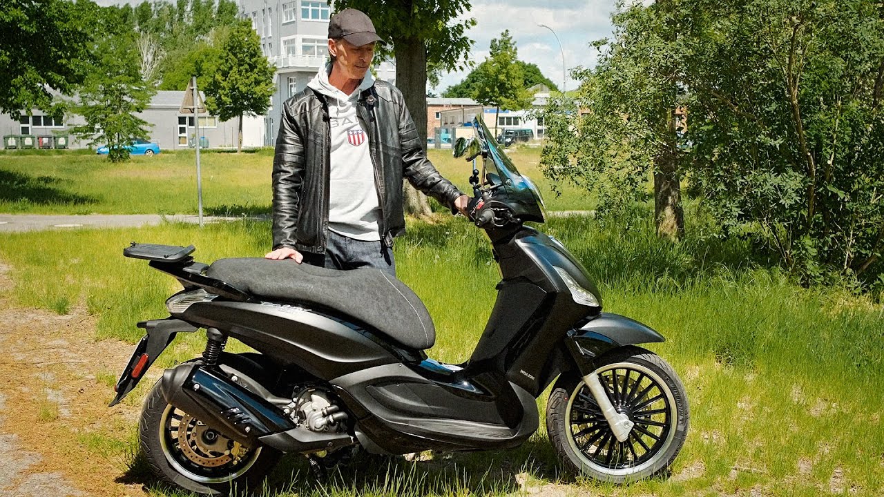 Piaggio Beverly 300 Police Test